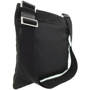 Prada Nero Leather messenger Crossbody bag Black Tessuto saffiano